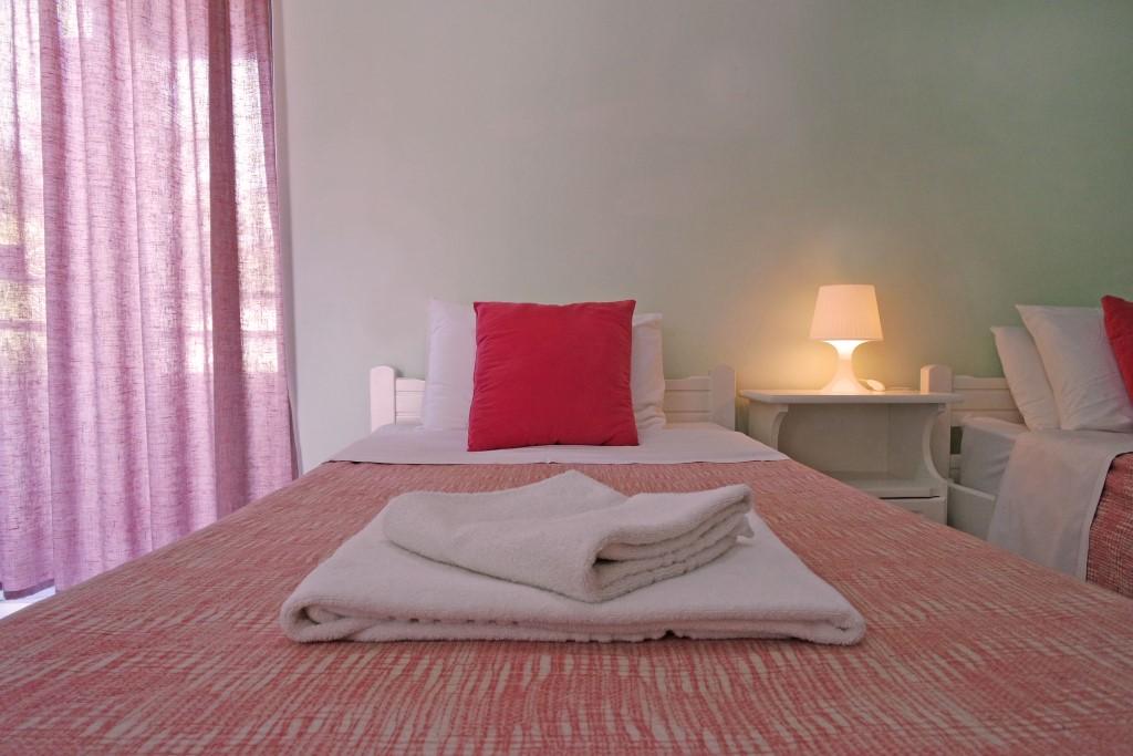 Elizabeth Aparthotel Roda  Exterior photo